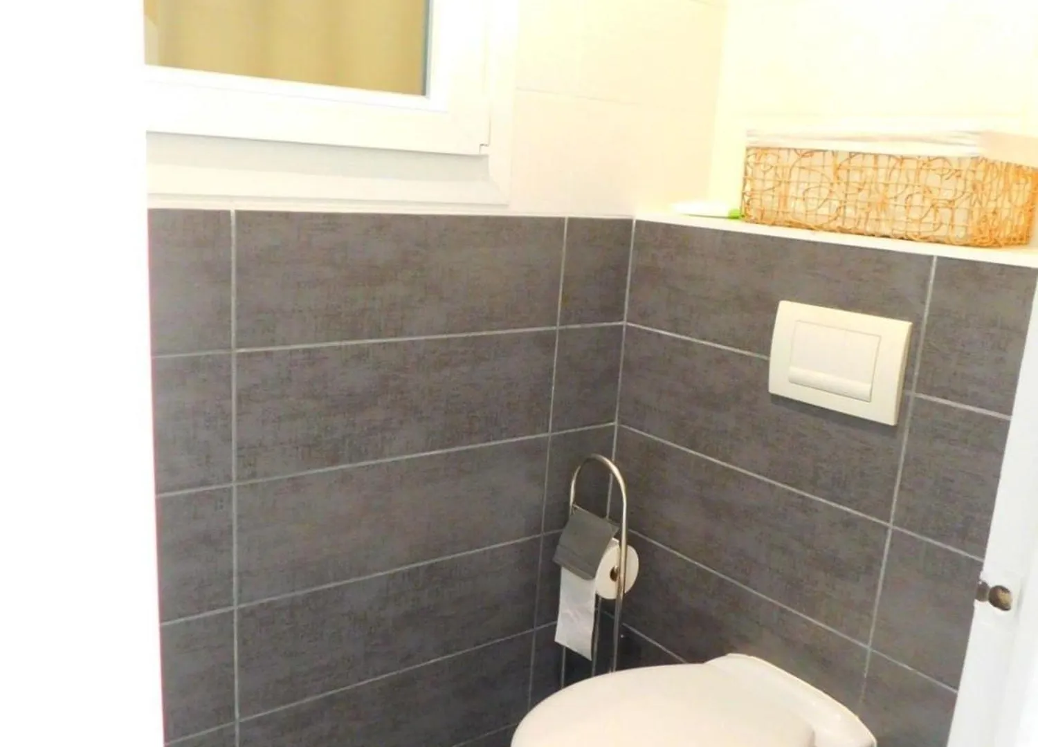 Apartment In Strandnaehe Mit Grosser Terrasse, Parkplatz Und Meerblick In Salatar, Roses 0*,